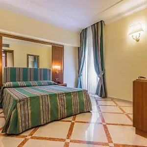 Raeli Noto *** Рим